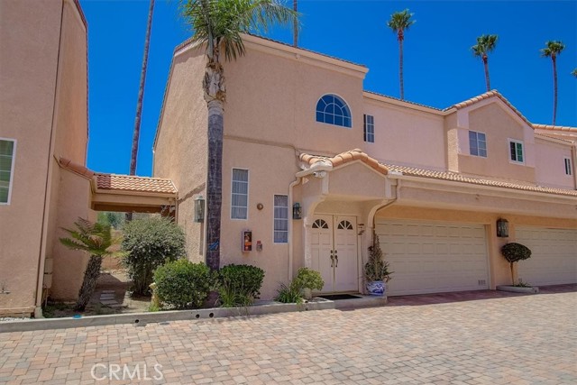 5200 White Oak Avenue, 7 photo 1