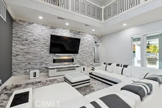 Detail Gallery Image 3 of 37 For 7160 W Dovewood Ln, Fresno,  CA 93723 - 7 Beds | 6 Baths