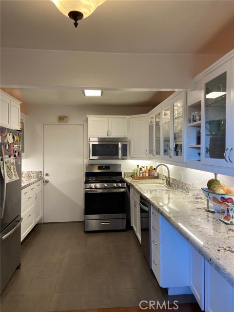 Detail Gallery Image 25 of 44 For 612 Alta Vista, Glendale,  CA 91205 - 3 Beds | 2/1 Baths