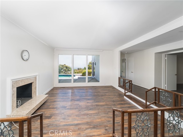 20193 Adele Drive, Woodland Hills CA: https://media.crmls.org/medias/024f7858-0150-436e-859a-bd912e3e532f.jpg