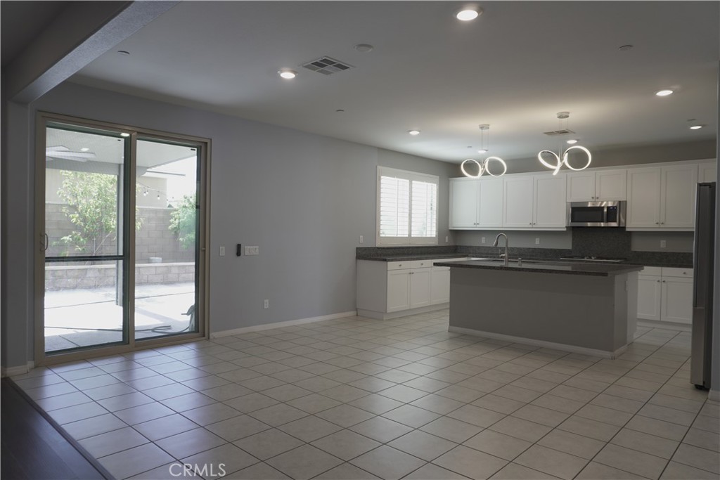 MLS #IG25153437 image #24
