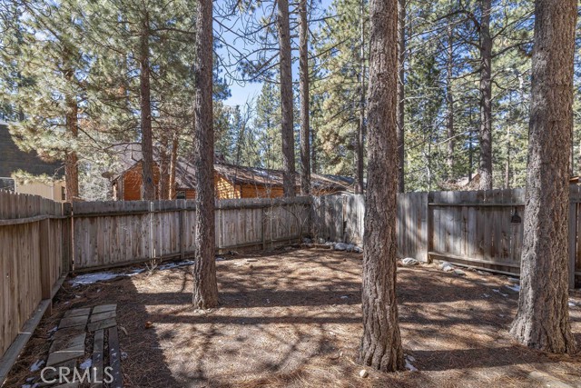 Detail Gallery Image 21 of 22 For 926 Angeles Bld, Big Bear City,  CA 92314 - 1 Beds | 1 Baths