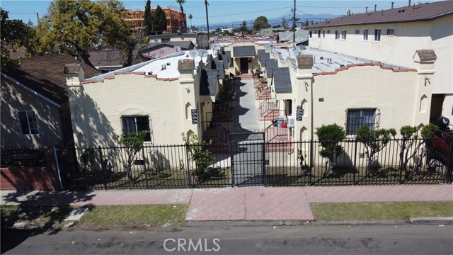 Detail Gallery Image 11 of 11 For 725 W 77th St, Los Angeles,  CA 90044 - – Beds | – Baths