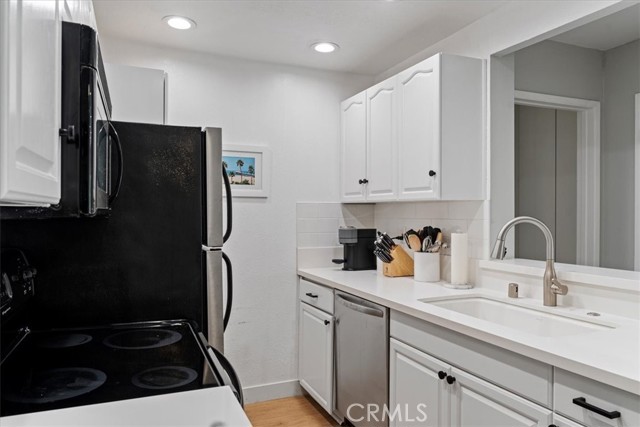 Detail Gallery Image 15 of 42 For 8163 Redlands #2,  Playa Del Rey,  CA 90293 - 1 Beds | 1 Baths