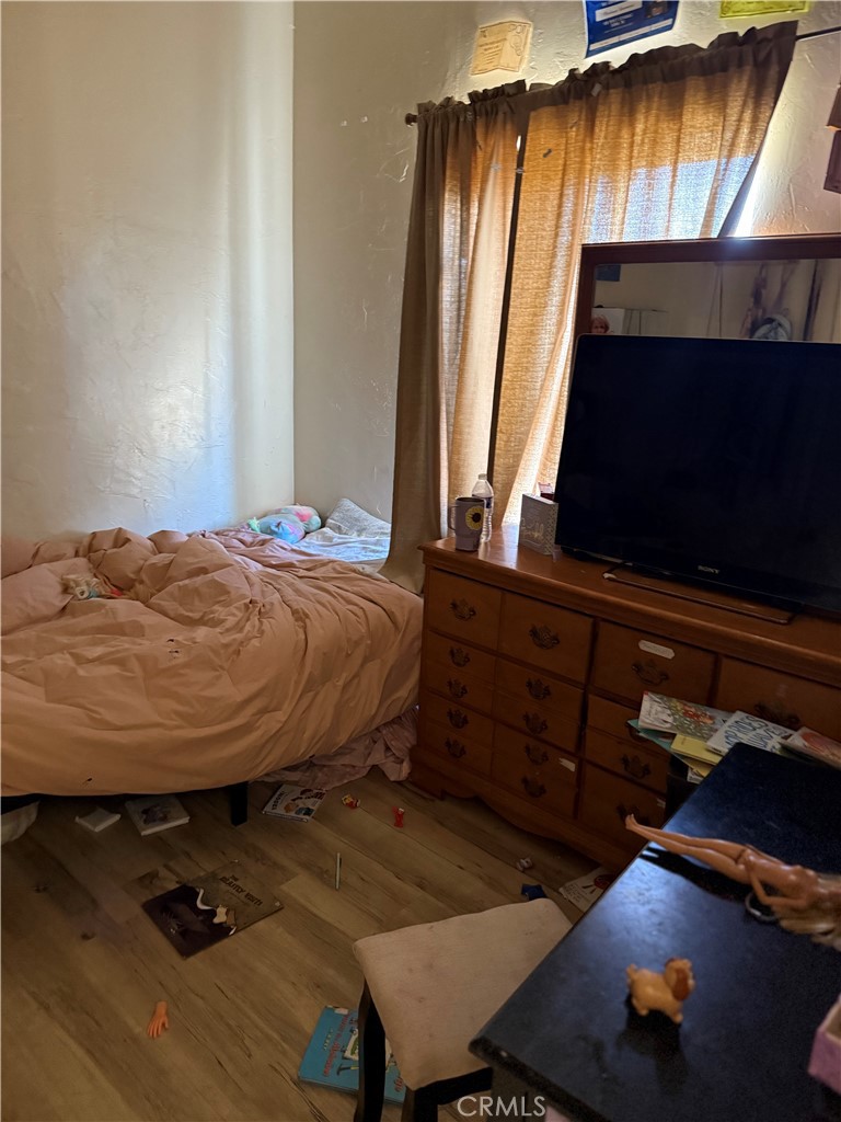 https://media.crmls.org/medias/025237d5-6b71-4152-84f9-1bedd23ec59d.jpg?preset=X-Large