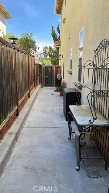 Detail Gallery Image 17 of 17 For 8501 Browns Creek, Canoga Park,  CA 91304 - 5 Beds | 3 Baths