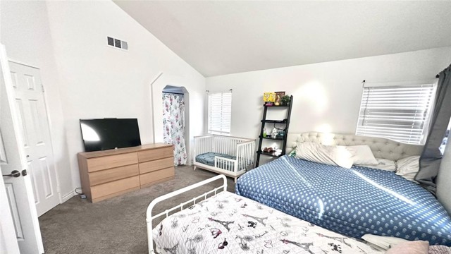 Image 9 of 12 For 9586 Shadow Springs Drive