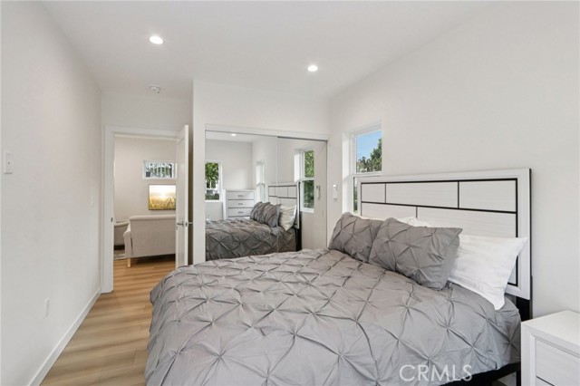 Detail Gallery Image 49 of 75 For 18320 Ingomar St, Reseda,  CA 91335 - – Beds | – Baths