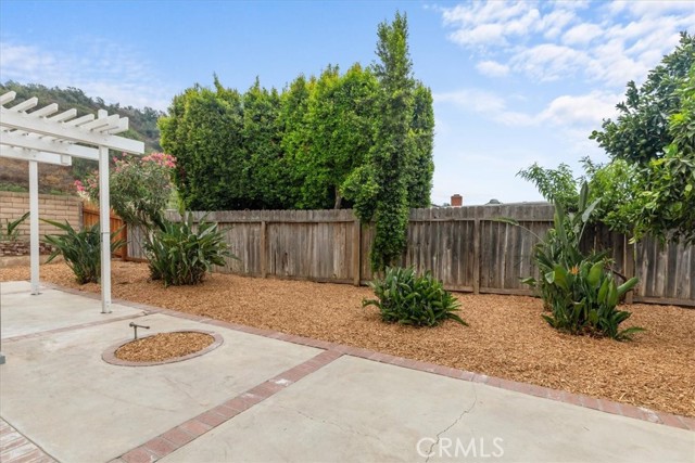 26732 Laredo Lane, Lake Forest CA: https://media.crmls.org/medias/025458fd-6783-439f-92ae-04a47cd278cc.jpg
