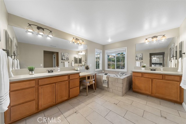 12406 Challendon Drive, Rancho Cucamonga CA: https://media.crmls.org/medias/0254d812-df0c-43fb-b56e-2dbf06672e8e.jpg