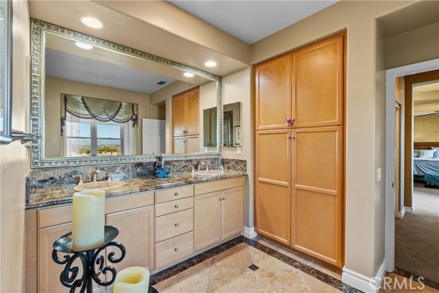 Detail Gallery Image 37 of 43 For 26832 Pine Hollow Ct, Valencia,  CA 91381 - 4 Beds | 4 Baths