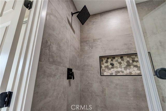 Detail Gallery Image 44 of 62 For 6572 Merced, Oak Hills,  CA 92344 - 4 Beds | 3 Baths