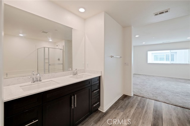 Detail Gallery Image 42 of 54 For 14424 Lily Ln #5,  Gardena,  CA 90247 - 3 Beds | 3/1 Baths