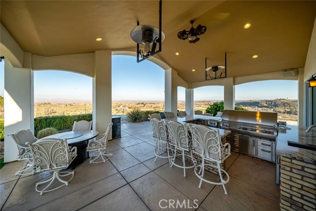 5495 Vista Serrano, Paso Robles CA: https://media.crmls.org/medias/02567c47-2a55-474e-8bb6-357ac3b9ac0a.jpg