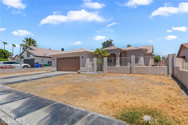 31950 Avenida El Pueblo, Cathedral City CA: https://media.crmls.org/medias/02580e93-ef1b-4d2a-99d1-0f29715678ad.jpg
