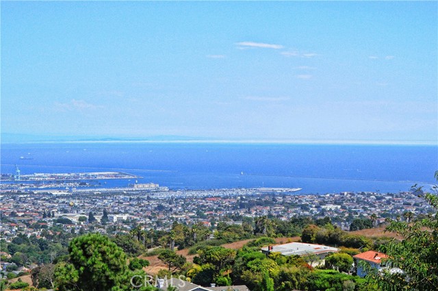 Detail Gallery Image 3 of 41 For 2741 Vista Mesa Dr, Rancho Palos Verdes,  CA 90275 - 2 Beds | 2 Baths