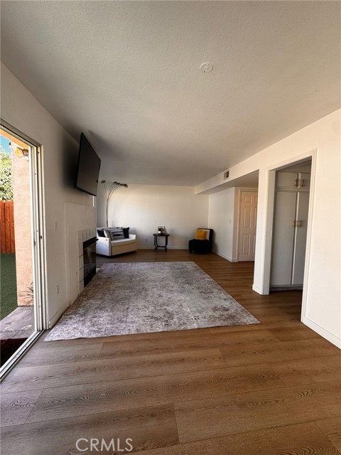 Detail Gallery Image 11 of 27 For 16001 S Vermont #60,  Gardena,  CA 90247 - 3 Beds | 3 Baths