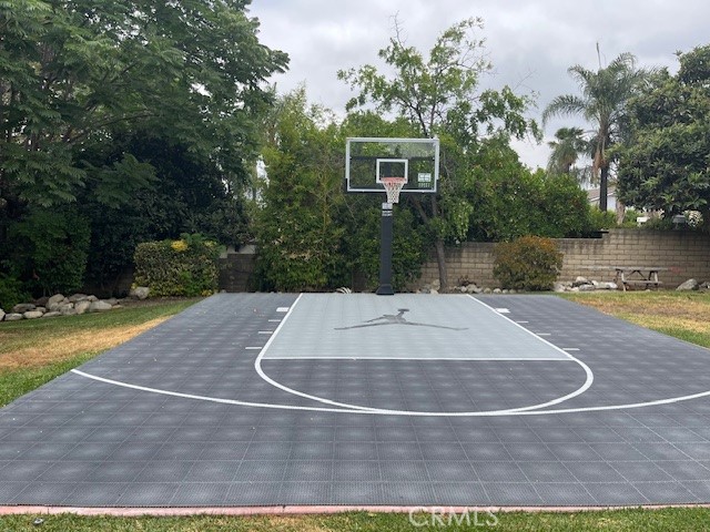 618 MARTIN Way, Claremont CA: https://media.crmls.org/medias/0258db52-b1d6-447b-a506-02b6a47bc307.jpg