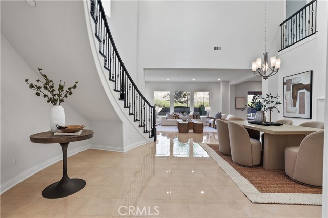 Detail Gallery Image 4 of 65 For 5567 Heritage Oak Dr, Lake Forest,  CA 92679 - 4 Beds | 3/1 Baths