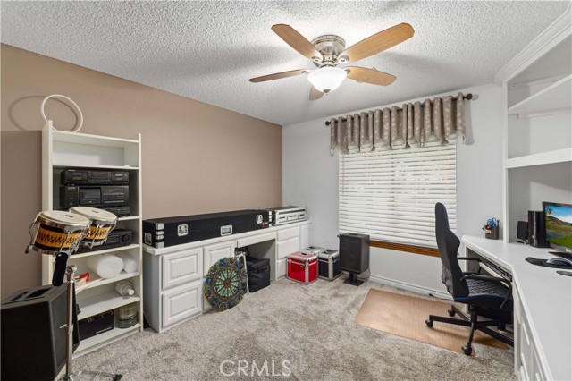 Detail Gallery Image 21 of 34 For 2800 Gus Ct, Lancaster,  CA 93536 - 3 Beds | 2 Baths