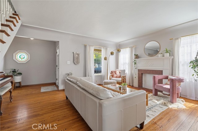 Detail Gallery Image 5 of 44 For 3495 Gaviota Ave, Long Beach,  CA 90807 - 4 Beds | 2/1 Baths