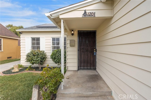 1207 S Broadway, Santa Ana, CA, 92707 1207 S Broadway, Santa Ana, CA, 92707
