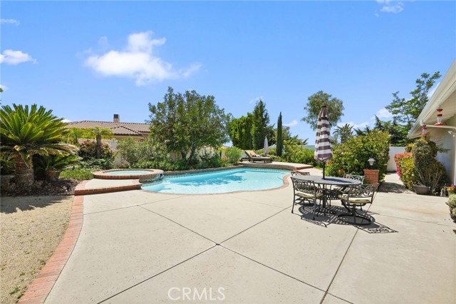 19250 Clymer Street, Porter Ranch CA: https://media.crmls.org/medias/0259fcf4-4099-416a-b41b-fb21f3a571e8.jpg