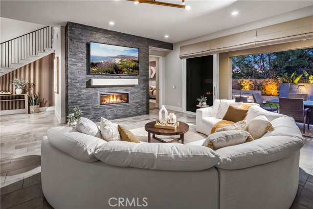 Detail Gallery Image 8 of 46 For 64 Bellatrix, Irvine,  CA 92618 - 5 Beds | 5/1 Baths