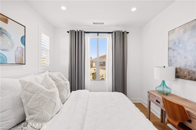 Detail Gallery Image 51 of 74 For 113 Imagination Trail, Irvine,  CA 92620 - 4 Beds | 3/1 Baths