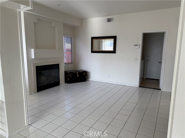 30097 Shoreline Drive, Menifee CA: https://media.crmls.org/medias/025b2150-0763-4a5c-863d-9739839b171e.jpg