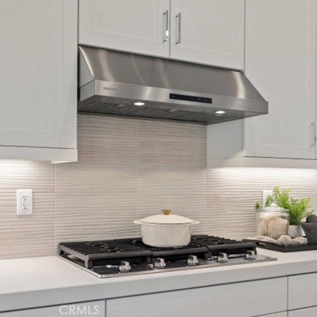 Detail Gallery Image 3 of 25 For 24520 via El Balneario, Valencia,  CA 91354 - 2 Beds | 2 Baths