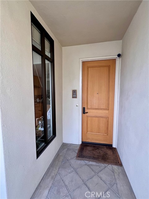 11847 Gorham Avenue, Los Angeles CA: https://media.crmls.org/medias/025b3f32-3a73-45ab-927d-6bbd1269dd39.jpg