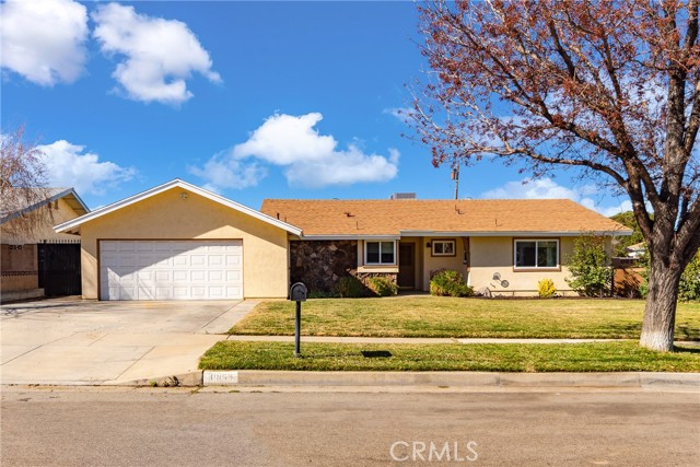 Detail Gallery Image 1 of 1 For 41853 Shain Ln, Lancaster,  CA 93536 - 3 Beds | 2 Baths
