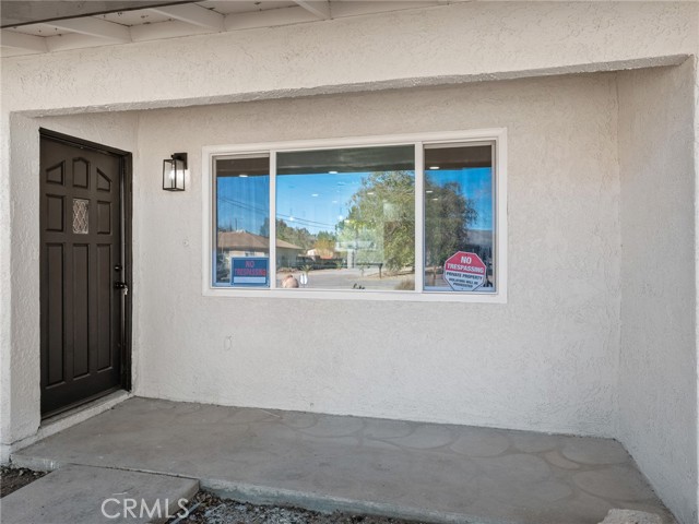 Detail Gallery Image 4 of 34 For 21225 Lone Eagle, Apple Valley,  CA 92308 - 6 Beds | 2 Baths