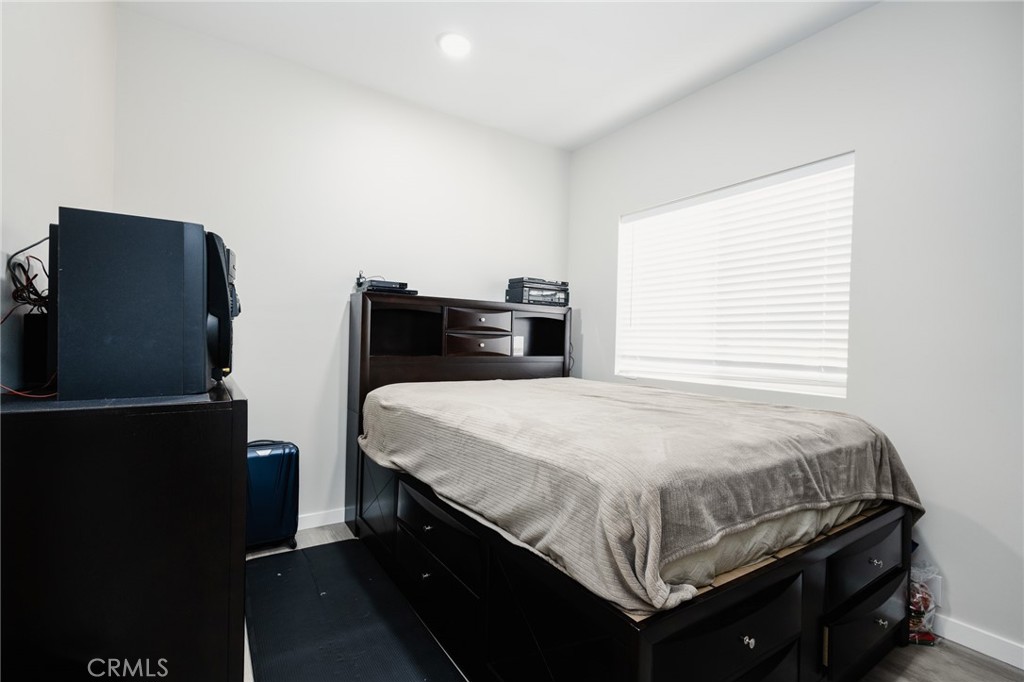 4284 Dwight - photo 8