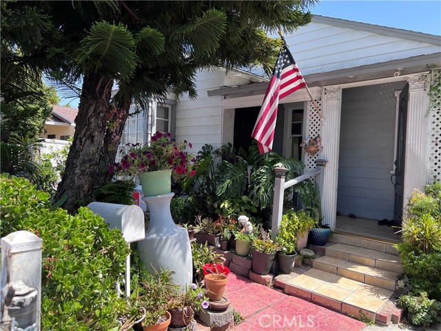 412 E Ellis Street, Long Beach, CA, 90805 412 E Ellis Street, Long Beach, CA, 90805