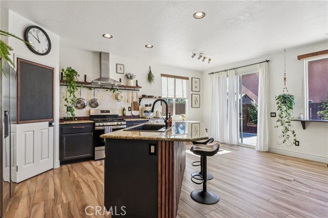 Detail Gallery Image 8 of 39 For 31675 Brisa Ct, Murrieta,  CA 92563 - 5 Beds | 3 Baths