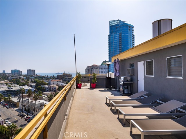 100 Atlantic Avenue, Long Beach, California 90802, 2 Bedrooms Bedrooms, ,2 BathroomsBathrooms,Residential,For Sale,100 Atlantic Avenue,CRSB24201704