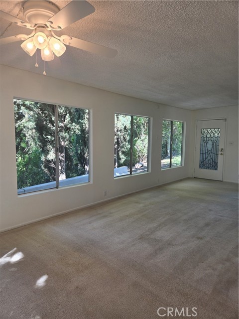 Detail Gallery Image 7 of 48 For 28356 Princessa Ct, Murrieta,  CA 92563 - 3 Beds | 2/1 Baths