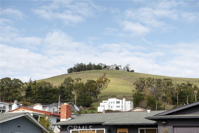 2761 Hemlock Avenue, Morro Bay CA: https://media.crmls.org/medias/025e270e-771e-4259-af63-e7ade51f23ac.jpg