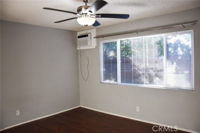 Detail Gallery Image 16 of 33 For 378 N Parker St, Orange,  CA 92868 - 2 Beds | 1 Baths