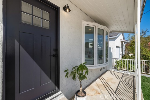 The relaxing front porch.