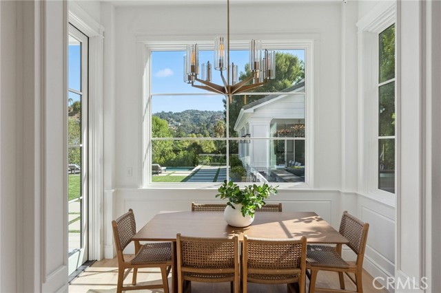 16630 Oldham Place, Encino CA: https://media.crmls.org/medias/026005c4-aff1-4bb9-879a-992a8e70e992.jpg