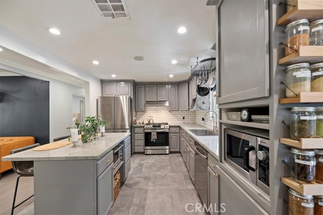 3751 Laurita Avenue, Pasadena CA: https://media.crmls.org/medias/0261d6a1-7399-47c1-bbf5-6a7969a7d1ff.jpg
