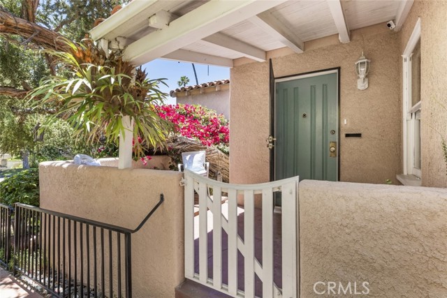 217 Avenue F, Redondo Beach, California 90277, 4 Bedrooms Bedrooms, ,2 BathroomsBathrooms,Residential,Sold,Avenue F,SB22149031