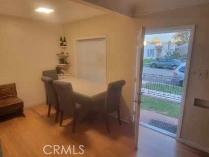 125 N Bushnell Avenue, Alhambra CA: https://media.crmls.org/medias/02629953-759a-4e75-b3cb-d36373330d1c.jpg