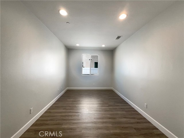 Detail Gallery Image 14 of 24 For 26625 Emperor Rd, Menifee,  CA 92585 - 3 Beds | 2 Baths