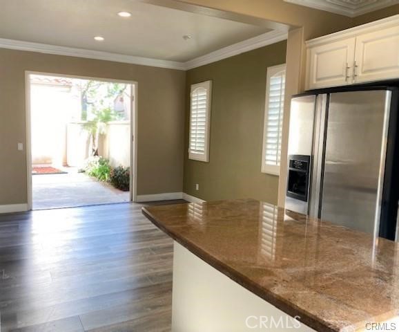 61 Meadow Valley, Irvine CA: https://media.crmls.org/medias/0263a113-2c6b-4ad4-8da9-4f5def40c666.jpg