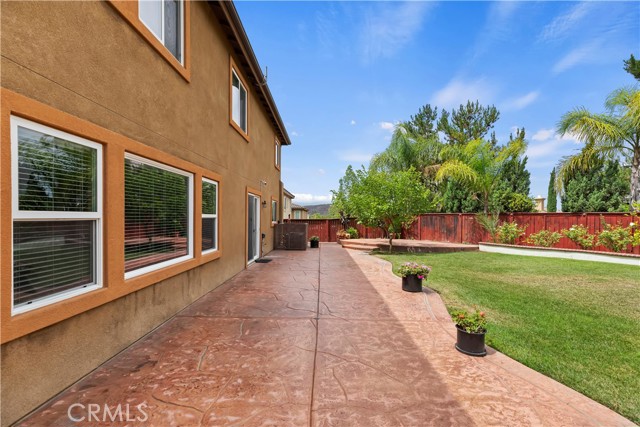 16183 Village Meadow Drive, Riverside CA: https://media.crmls.org/medias/02645f98-241a-4af8-ab6d-e3673702ae9a.jpg