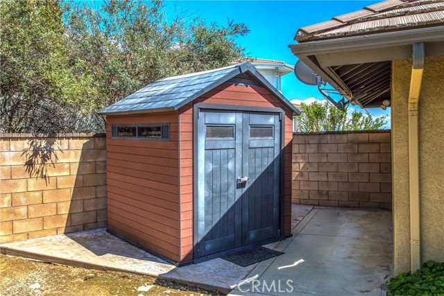 13046 Oak Crest Drive, Yucaipa CA: https://media.crmls.org/medias/02649dc2-1eb2-4973-8e74-ba1c82d73eee.jpg